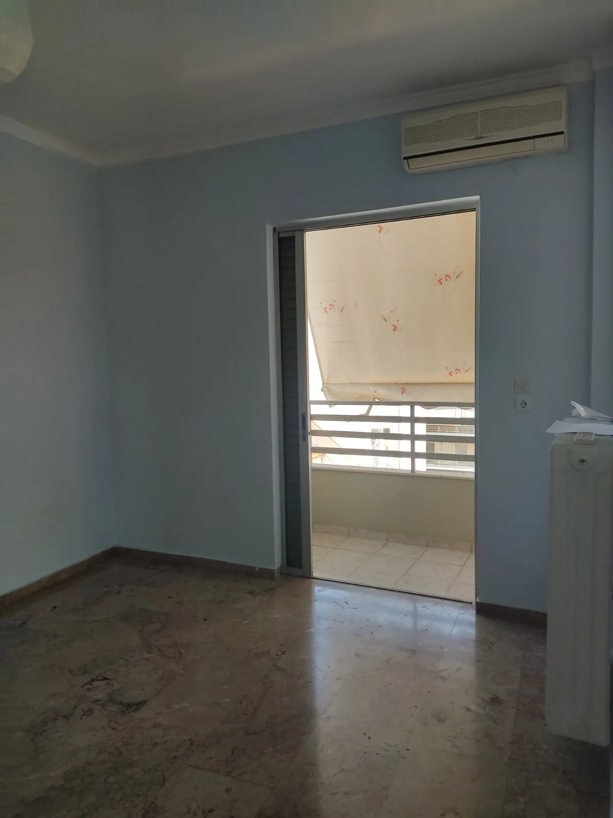 ΥΨΗΛΑ ΑΛΩΝΙΑ πλησίον