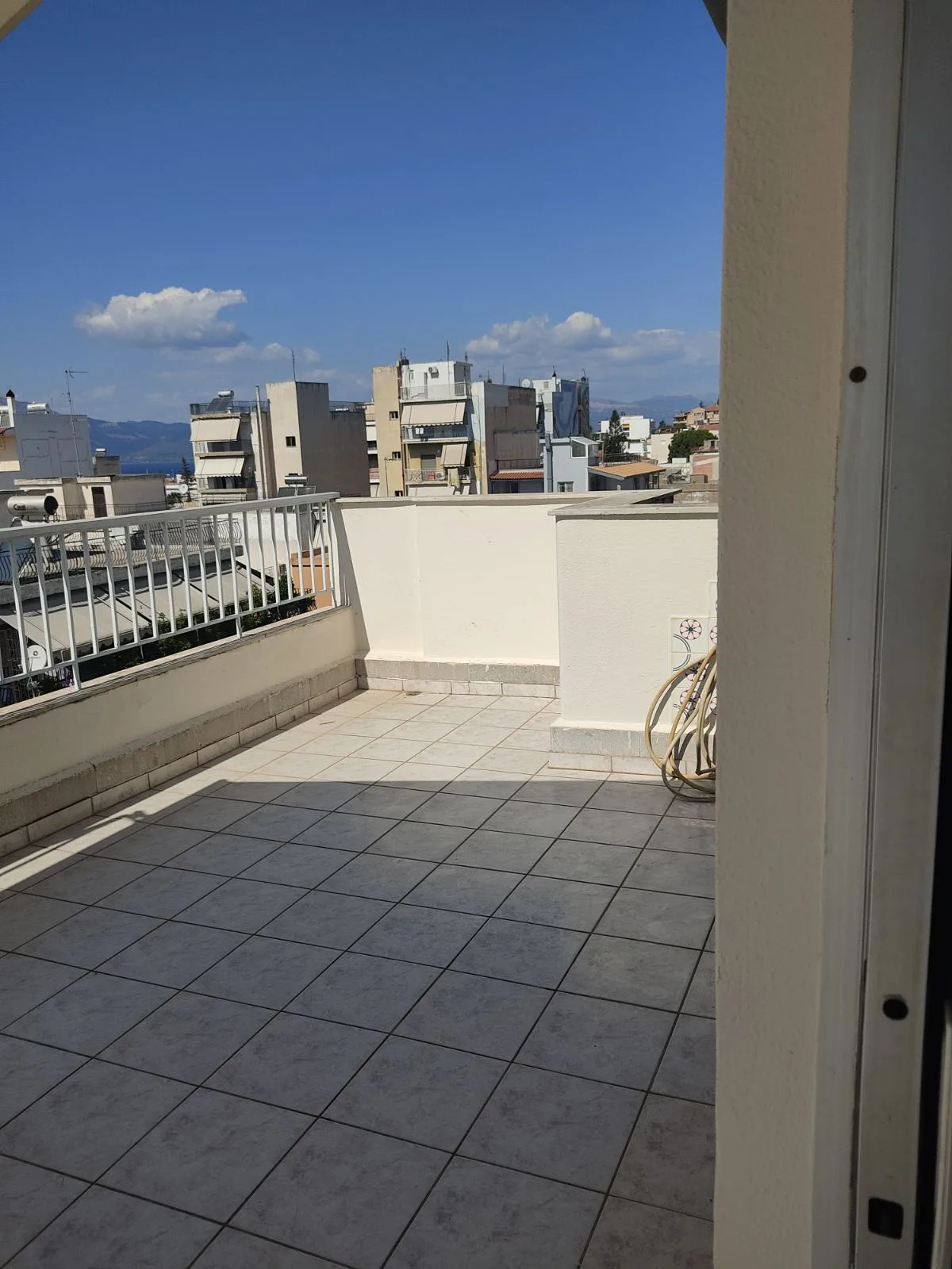 ΥΨΗΛΑ ΑΛΩΝΙΑ πλησίον