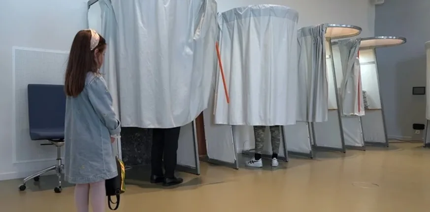 Νορβηγία: Νίκη της Συμμαχίας των Εργατικών στις εκλογές Νορβηγία: Νίκη της Συμμαχίας των Εργατικών στις εκλογές
