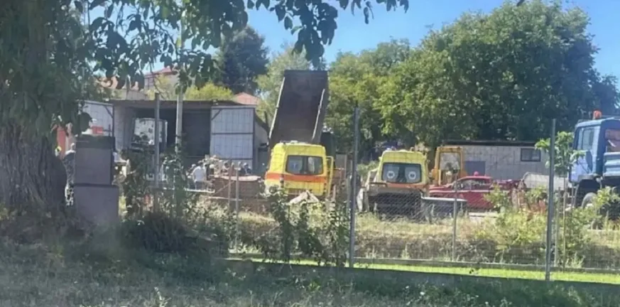 Έκρηξη σε μάντρα οικοδομικών υλικών στο Τσοτύλι Κοζάνης – Σοβαρά τραυματίας με ακρωτηριασμό Έκρηξη σε μάντρα οικοδομικών υλικών στο Τσοτύλι Κοζάνης – Σοβαρά τραυματίας με ακρωτηριασμό