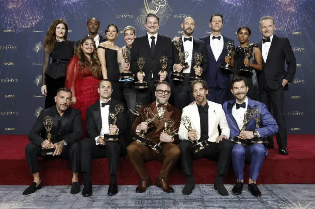 Emmys 2025: Η «χρυσή» νύχτα των «The Studio» και «Adolescence» ΦΩΤΟ - ΒΙΝΤΕΟ