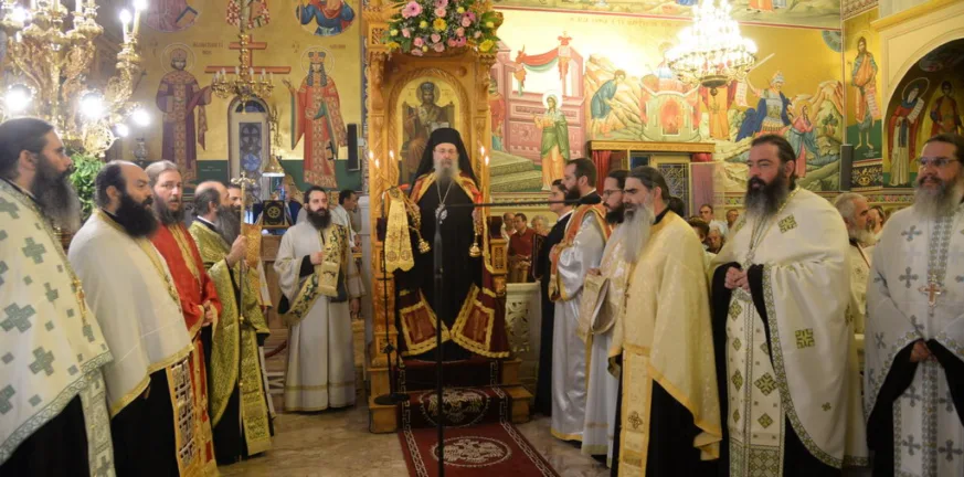 Πάτρα: Πλήθος πιστών στον εορτασμό της Αγίας Σοφίας και των θυγατέρων της ΦΩΤΟ