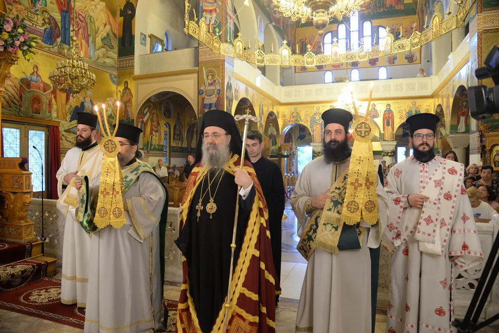 Πάτρα: Πλήθος πιστών στον εορτασμό της Αγίας Σοφίας και των θυγατέρων της ΦΩΤΟ