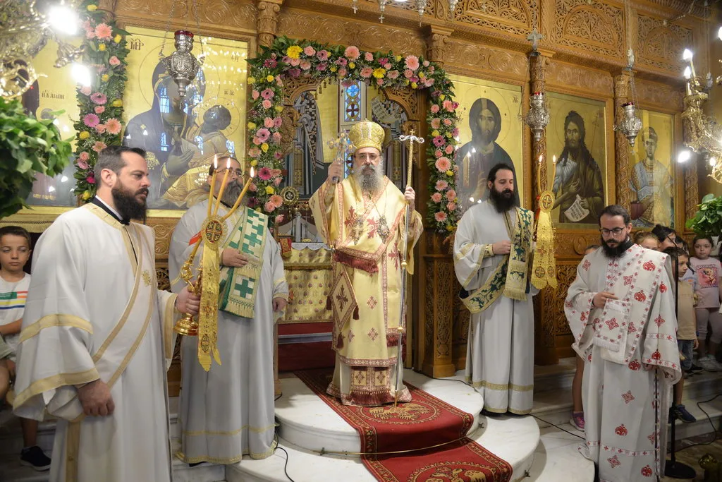Πάτρα: Πλήθος πιστών στον εορτασμό της Αγίας Σοφίας και των θυγατέρων της ΦΩΤΟ