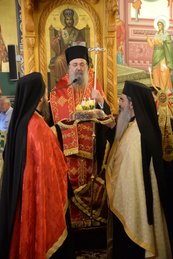 Πάτρα: Πλήθος πιστών στον εορτασμό της Αγίας Σοφίας και των θυγατέρων της ΦΩΤΟ