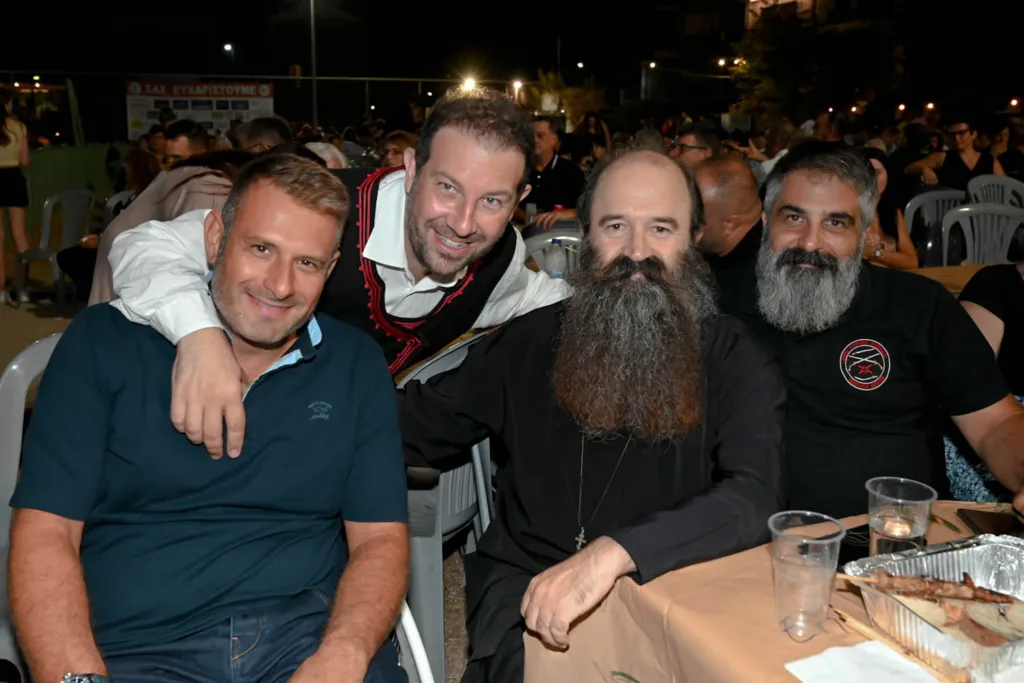 Χρώματα, ενθουσιασμός και χαμόγελα σε τριήμερο γλέντι στους Αμπελόκηπους ΦΩΤΟ