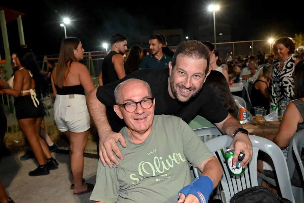 Χρώματα, ενθουσιασμός και χαμόγελα σε τριήμερο γλέντι στους Αμπελόκηπους ΦΩΤΟ