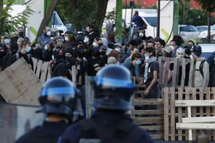 Γαλλία: Χάος, 300 συλλήψεις και τραυματίες