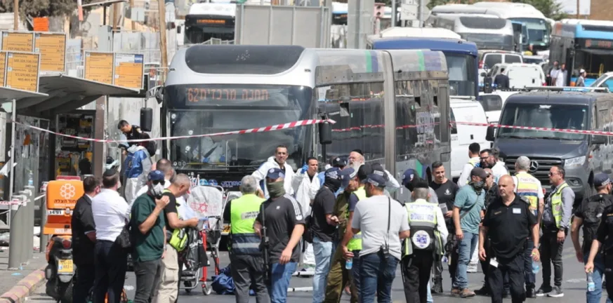 Ισραήλ: Θα κατεδαφίσει τα σπίτια Παλαιστινίων που σκότωσαν έξι ανθρώπους σε στάση λεωφορείου Ισραήλ: Θα κατεδαφίσει τα σπίτια Παλαιστινίων που σκότωσαν έξι ανθρώπους σε στάση λεωφορείου