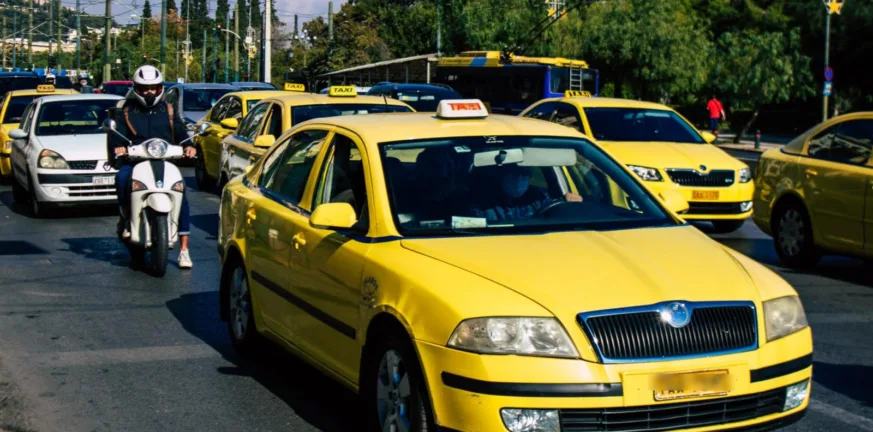 Διήμερη απεργία οι ταξιτζήδες στην Αθήνα, με καταγγελίες κατά της κυβέρνησης Διήμερη απεργία οι ταξιτζήδες στην Αθήνα, με καταγγελίες κατά της κυβέρνησης