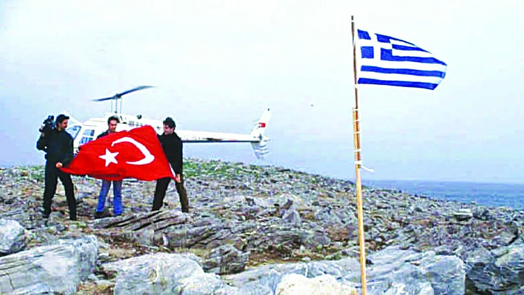 ΑΦΙΕΡΩΜΑ - Ελληνοτουρκικά: Ηρεμα νερά, Χάγη ή κρίση;