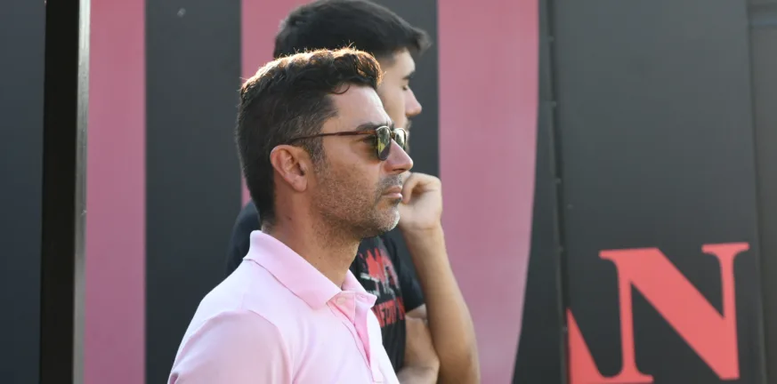 K. Kωνσταντινίδης: «Εγώ είμαι εδώ, οι άλλοι πού είναι;»