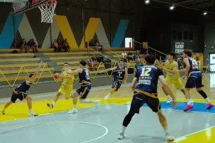 Πειστική εμφάνιση για την ΑΕ Γλαύκου Έσπερου στην πρόβα τζενεράλε ΦΩΤΟ