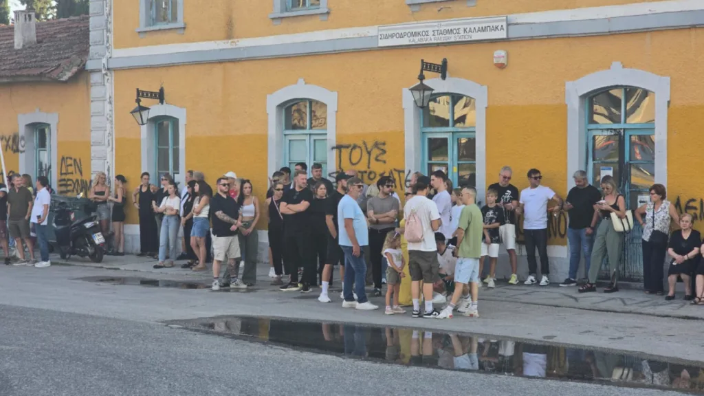 Τέμπη: Συγκεντρώσεις διαμαρτυρίας σε όλη την Ελλάδα ΦΩΤΟ, ΒΙΝΤΕΟ