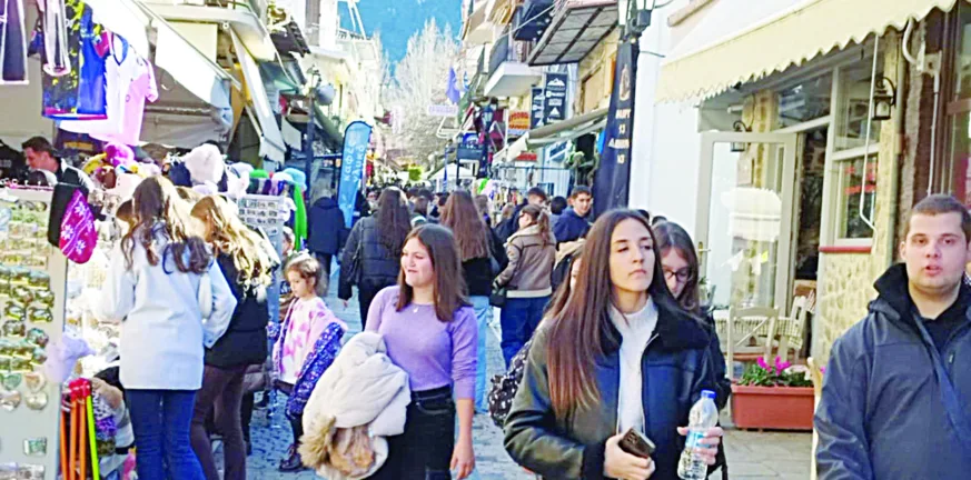 Εμπορικός Σύλλογος Καλαβρύτων: Χειμερινός προορισμός με… εκκρεμότητες - Στέγαση, πάρκινγκ και πεζοδρόμια