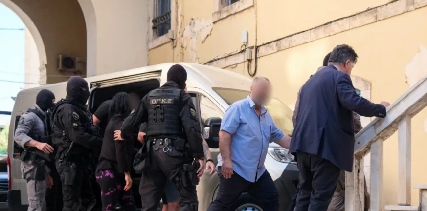 Καρτέλ Κρήτης: Δέσμευση περιουσιών για τους «αρχηγούς» και του επισκόπου Μονής Αγίας Τριάδας Καρτέλ Κρήτης: Δέσμευση περιουσιών για τους «αρχηγούς» και του επισκόπου Μονής Αγίας Τριάδας