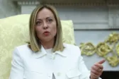 Μελόνι: Με«αέρα» 8 μονάδων στις δημοσκοπήσεις απέναντι στην κεντροαριστερή αντιπολίτευση της Ιταλίας