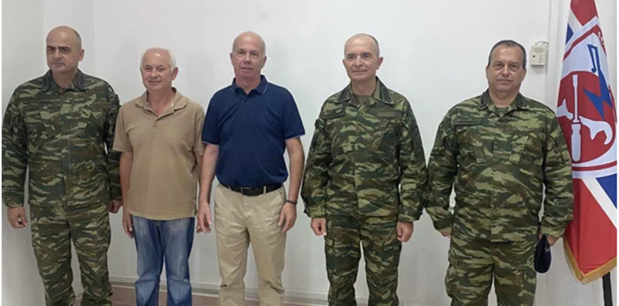 Πάτρα: Ο Αρχηγός ΓΕΣ στο ΚΕΤΧ, επιθεώρηση και βραβεύσεις ΦΩΤΟ Πάτρα: Ο Αρχηγός ΓΕΣ στο ΚΕΤΧ, επιθεώρηση και βραβεύσεις ΦΩΤΟ