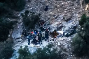 Σώος απεγκλωβίστηκε σώος από σπηλιά στη Λάρισα ο 53χρονος που έψαχνε λίρες!
