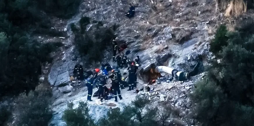 Σώος απεγκλωβίστηκε σώος από σπηλιά στη Λάρισα ο 53χρονος που έψαχνε λίρες!