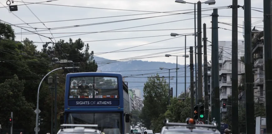 Καραμπόλα 8 οχημάτων στη Λεωφόρο Αλεξάνδρας στο ρεύμα προς Πατησίων - Χάος στην περιοχή
