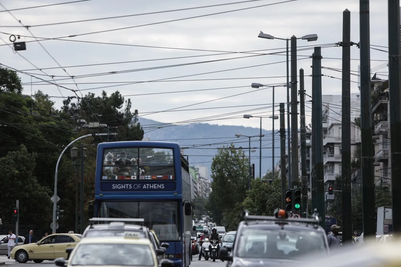 Καραμπόλα 8 οχημάτων στη Λεωφόρο Αλεξάνδρας στο ρεύμα προς Πατησίων - Χάος στην περιοχή