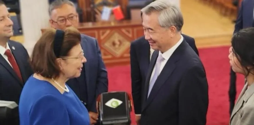 Μενδώνη: Ελλάδα και Κίνα εμβαθύνουν διαρκώς τη συνεργασία τους με όχημα τη γνώση και τον πολιτισμό Μενδώνη: Ελλάδα και Κίνα εμβαθύνουν διαρκώς τη συνεργασία τους με όχημα τη γνώση και τον πολιτισμό