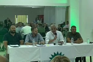 Ο Ευρωβουλευτής του ΠΑΣΟΚ Γιάννης Μανιάτης στην Αχαΐα: Τετραπλή περιοδεία με αιχμές