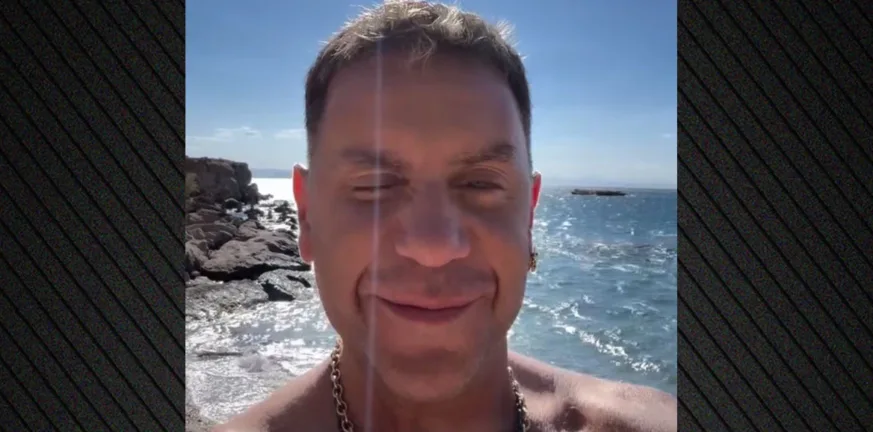 «Ελάτε να κάνετε καμία βουτιά και αφήστε τις...», τα κέφια και η ατάκα Μαζωνάκη «Ελάτε να κάνετε καμία βουτιά και αφήστε τις...», τα κέφια και η ατάκα Μαζωνάκη