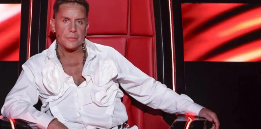 The Voice: Ο Μαζωνάκης είχε όρεξη και έκανε αναφορά για το Δρομοκαΐτειο - «Μια βόλτα πέρασα και το έκαναν βούκινο»