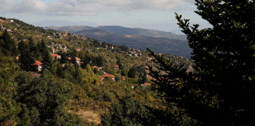 Ορεινή Κορινθία: Προορισμούς μεταξύ βουνού και κάμπου Ορεινή Κορινθία: Προορισμούς μεταξύ βουνού και κάμπου