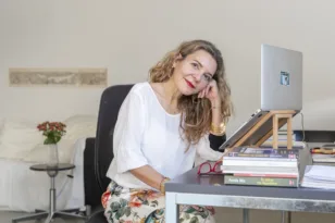 Αμάντα Μιχαλοπούλου: «Ζηλεύω τη μαχητικότητα των νέων γυναικών»