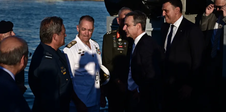 Κυριάκος Μητσοτάκης: Τον Αύγουστο έφτασαν στην Κρήτη όσοι μετανάστες καταγράφηκαν σε μια ημέρα του Ιουλίου Κυριάκος Μητσοτάκης: Τον Αύγουστο έφτασαν στην Κρήτη όσοι μετανάστες καταγράφηκαν σε μια ημέρα του Ιουλίου