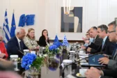 Μέγαρο Μαξίμου: Σε εξέλιξη οι διευρυμένες συνομιλίες Μητσοτάκη - Κόστα, το δείπνο το βράδυ της Κυριακής
