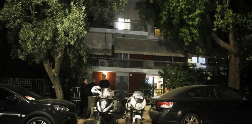 Με διαφορά ωρών κατέληξε το ζευγάρι σε διαμέρισμα στον Νέο Κόσμο, τι εξετάζει η ΕΛΑΣ Με διαφορά ωρών κατέληξε το ζευγάρι σε διαμέρισμα στον Νέο Κόσμο, τι εξετάζει η ΕΛΑΣ