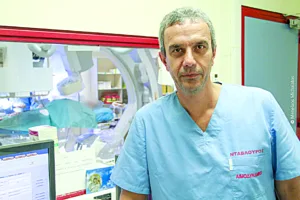 Περικλής Νταβλούρος