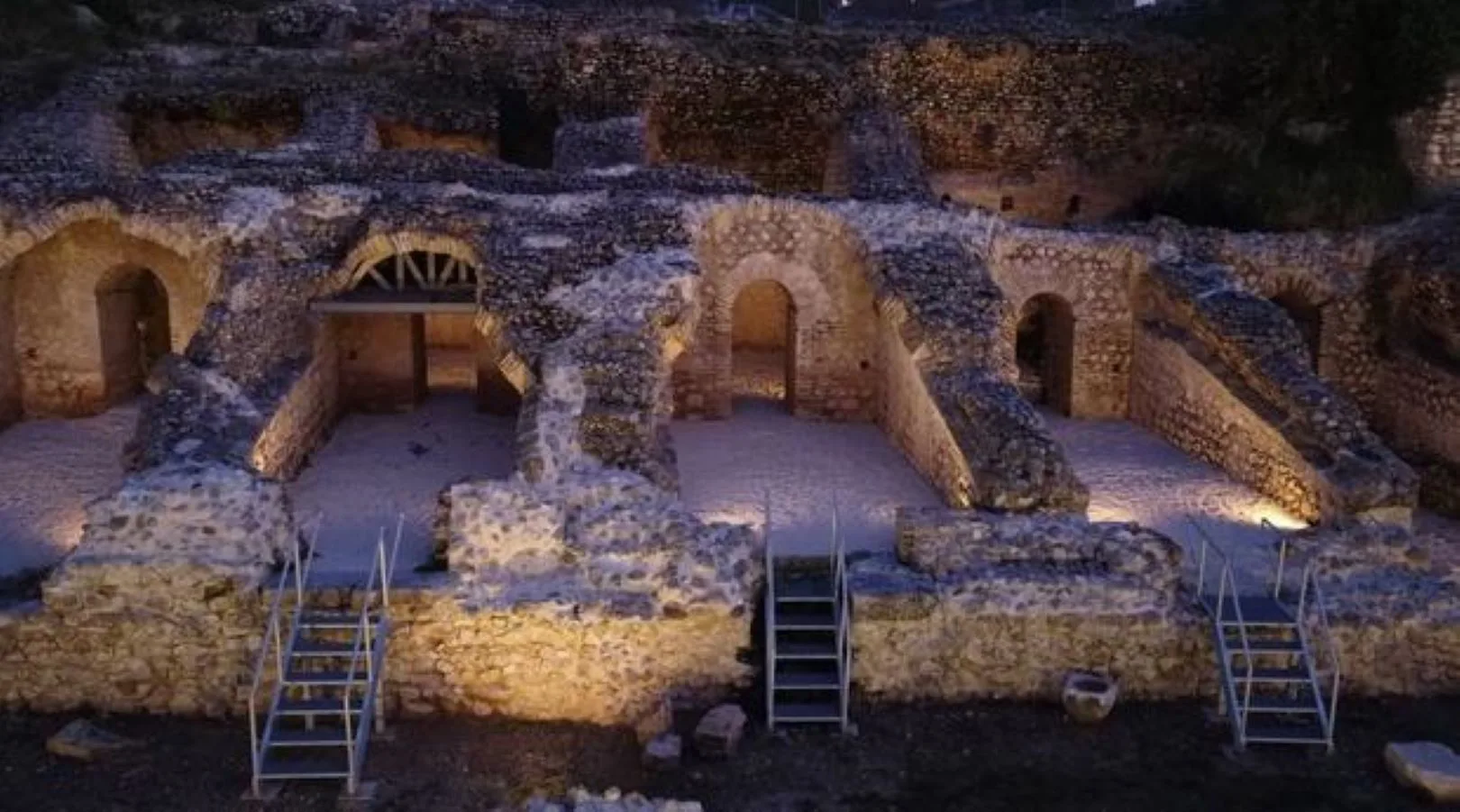 Περιμένοντας τις μπουλντόζες: Στο επίκεντρο οι απαλλοτριώσεις και η ενοποίηση αρχαιολογικών χώρων
