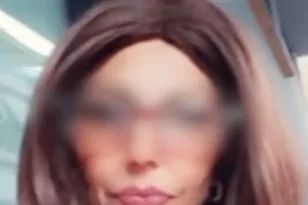 «Μήπως είναι ερωτευμένος; Μήπως με θέλει;», η οικιακή βοηθός απειλεί με μήνυση τον 42χρονο που την κατηγορεί για κλοπή