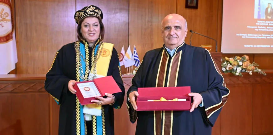 Η Υπουργός Παιδείας της Κύπρου Αθηνά Μιχαηλίδου αναγορεύθηκε Επίτιμη Διδάκτωρ του Πανεπιστημίου Πατρών ΦΩΤΟ