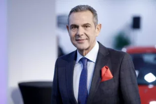 Η απάντηση Καμμένου: Ούτε τον παπά πήρα ούτε τίποτα, δεν έχω σχέση