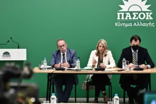 ΠΑΣΟΚ: Πρόταση – ασπίδα για το ιδιωτικό χρέος, στο στόχαστρο τράπεζες και funds