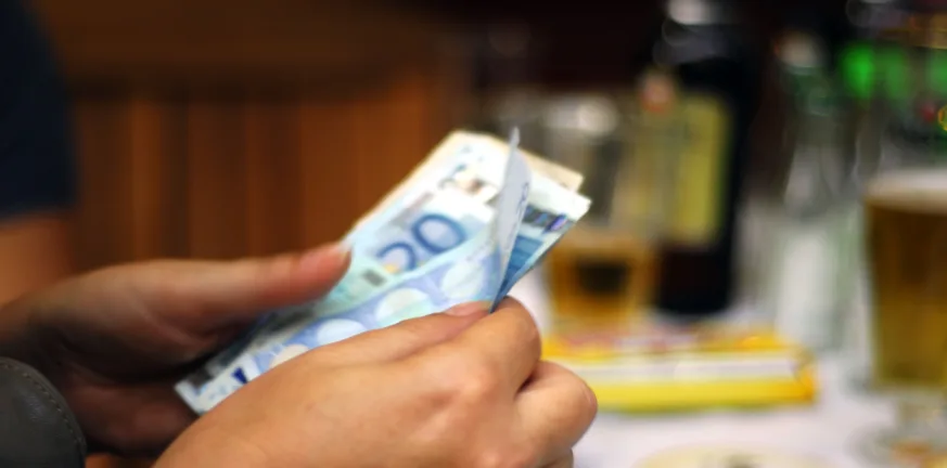 Ειδικό εποχικό βοήθημα 2025: Την Τετάρτη ξεκινούν οι αιτήσεις Ειδικό εποχικό βοήθημα 2025: Την Τετάρτη ξεκινούν οι αιτήσεις