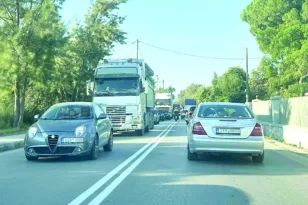 Πατρών – Πύργου: «Οδύσσεια» για οδηγούς, μποτιλιάρισμα έως 1,5 ώρα