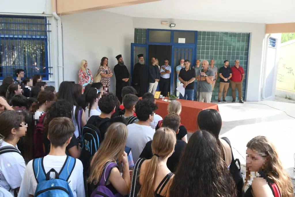 Ευχές Πελετίδη για τη νέα σχολική χρονιά: «Με όπλο τη γνώση να σταθείτε όρθιοι»