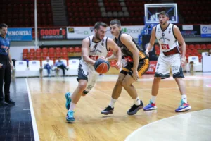 Δοκιμές και τόπο στα νιάτα ο Προμηθέας στο τεστ με τους Βίκος Falcons - LIVE