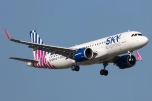 SKY Express: ΔΩΡΟ το αεροπορικό εισιτήριο του/της συντρόφου σου