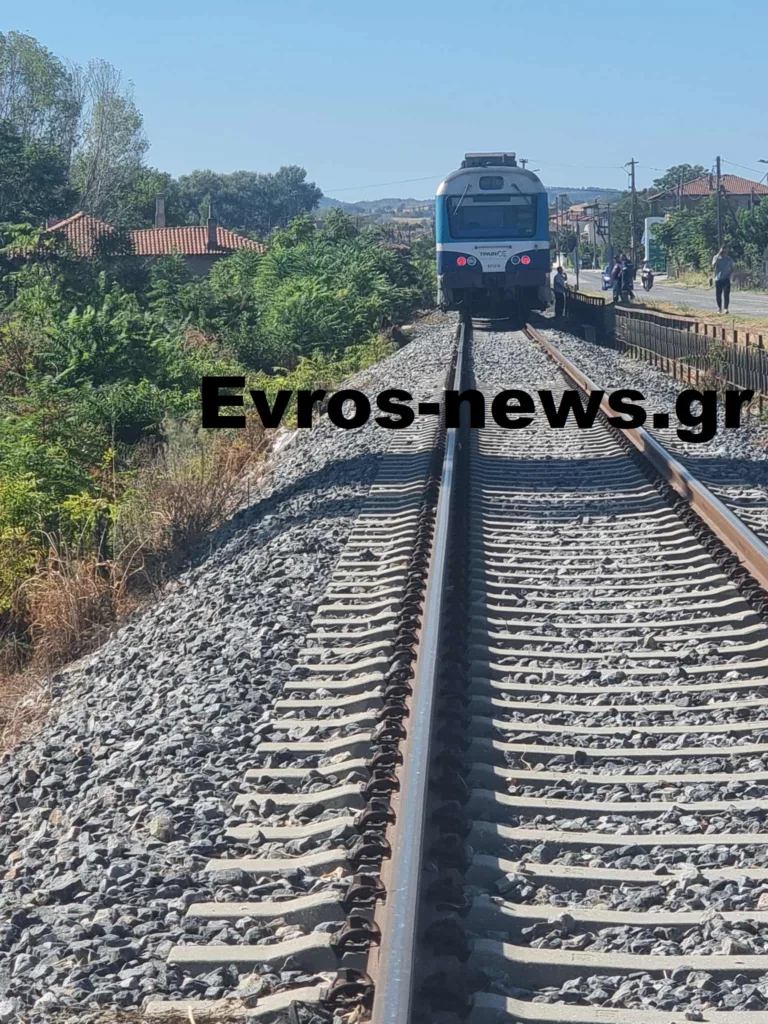 Σουφλί: Τρένο διέλυσε φορτηγάκι σε αφύλακτη διάβαση – Σώος από θαύμα ο οδηγός ΦΩΤΟ