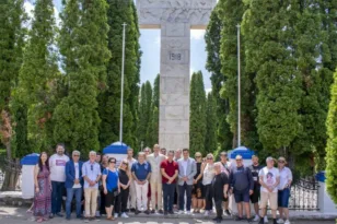 Ο Πέτρος Ψωμάς και αντιπροσωπεία του σπιράλ στο Πίροτ της Σερβίας
