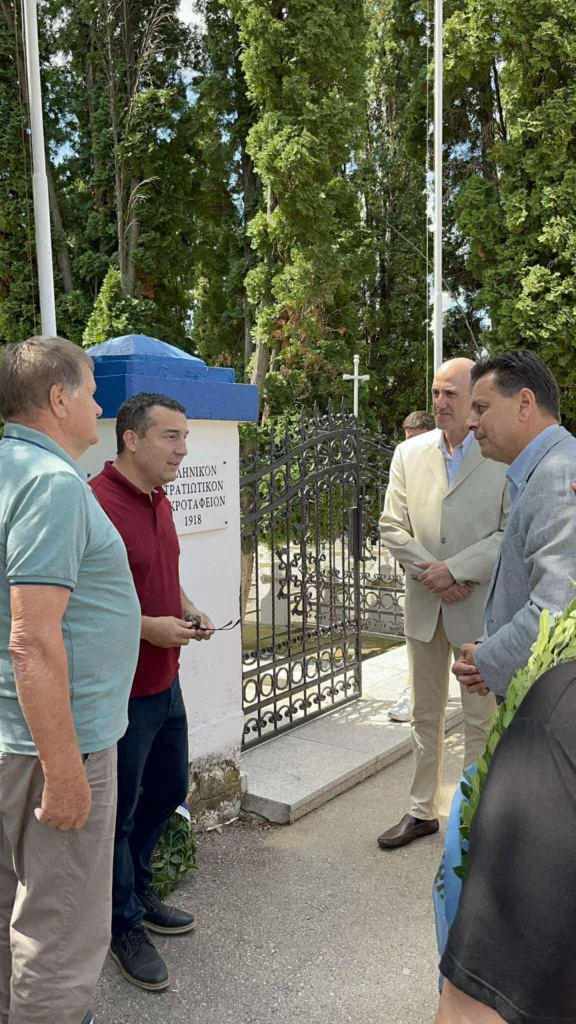 Ο Πέτρος Ψωμάς και αντιπροσωπεία του σπιράλ στο Πίροτ της Σερβίας