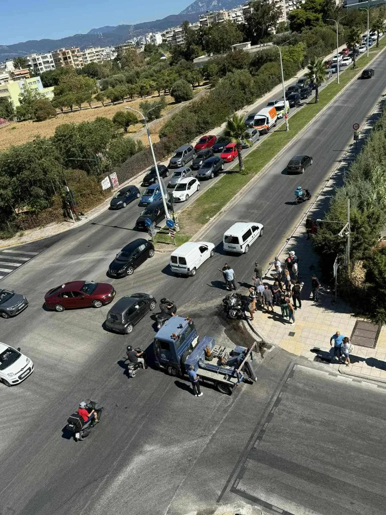 Πάτρα: Νεκρός ο 27χρονος μοτοσικλετιστής από το τροχαίο στην οδό Αμερικής – Εγκατέλειψε το σημείο ο οδηγός ΙΧ
